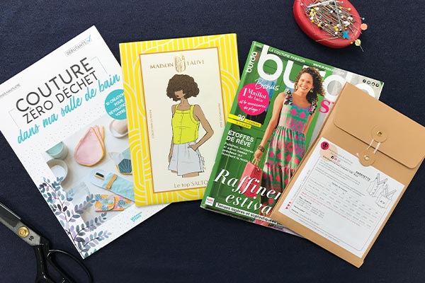 Livres et magazines avec des patrons de couture