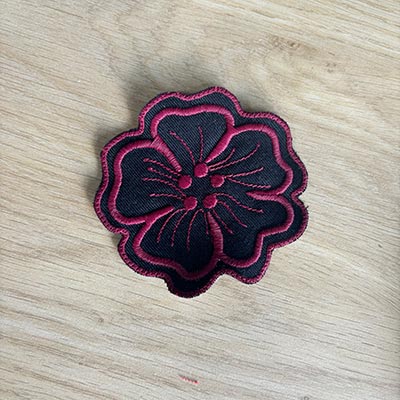 Création d'un badge pour racommoder un trou