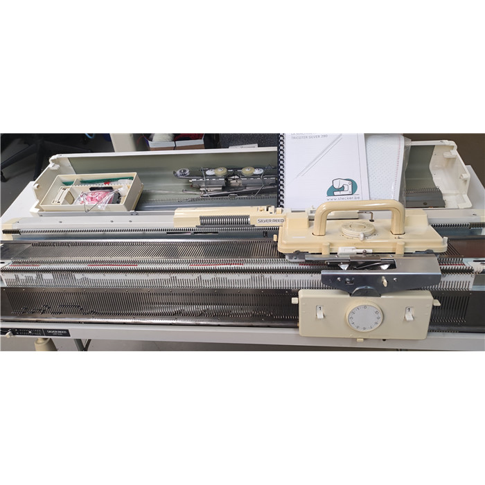 OCCASION - SILVER REED SK280 et double fonture SRP60N OCCASION - SILVER REED SK280 et double fonture SRP60N
