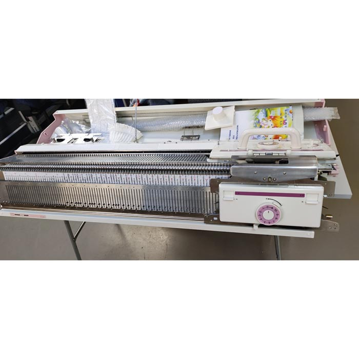 SECONDE VIE - Machine à tricoter Sisters KH260 + KR260 SECONDE VIE - Machine à tricoter Sisters KH260 + KR260